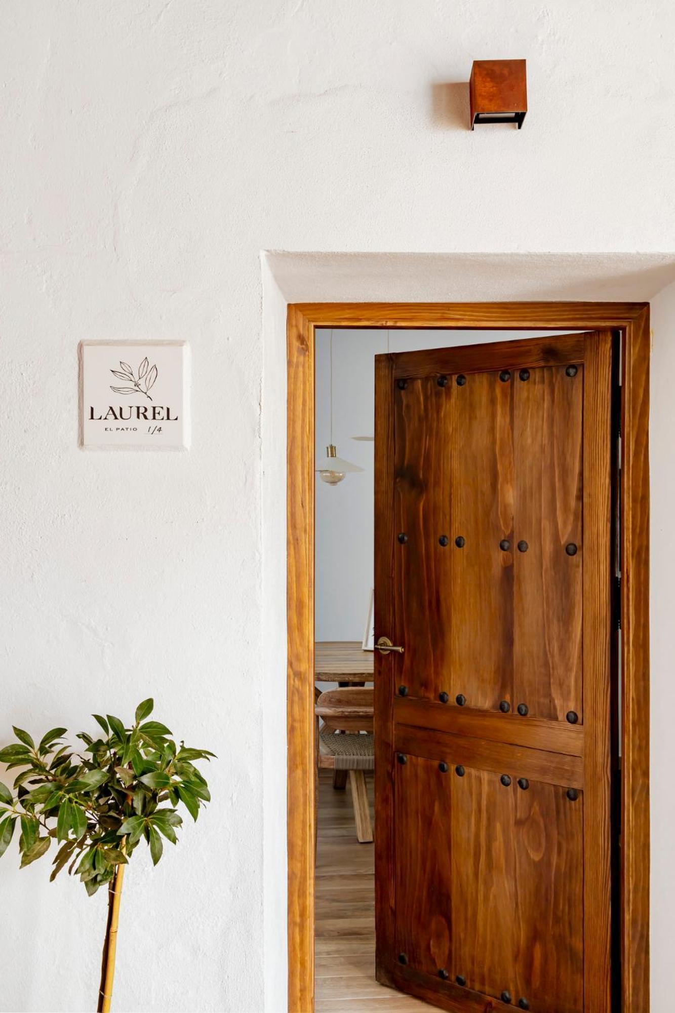Apartamentos Turisticos El Patio Del Nogal Γουαδελούπη Εξωτερικό φωτογραφία